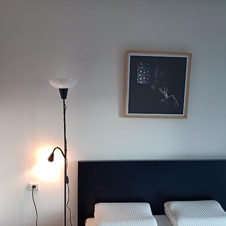 Appartamento Superb Flat Near The Medina Tangeri Esterno foto