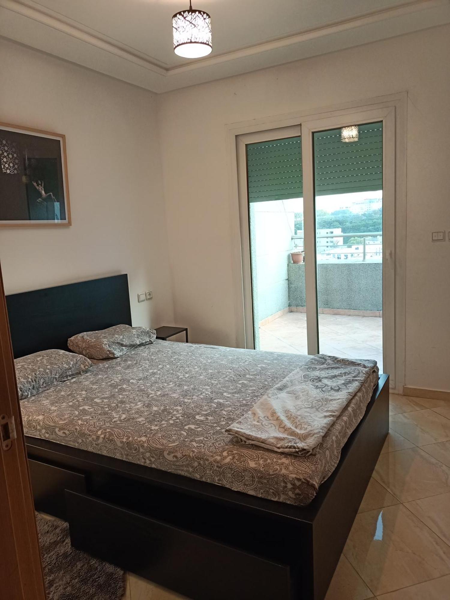 Appartamento Superb Flat Near The Medina Tangeri Esterno foto
